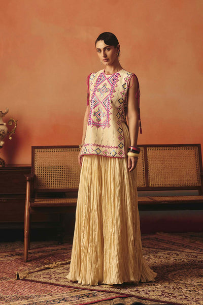 Pooja Rajgarhia Gupta Ajna Lehnga Set indian designer wear online shopping melange singapore