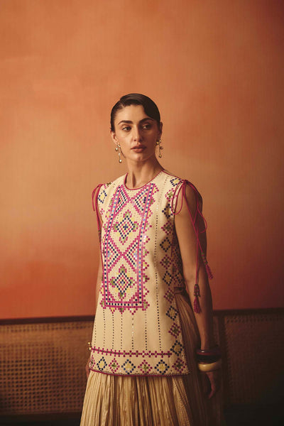 Pooja Rajgarhia Gupta Ajna Lehnga Set indian designer wear online shopping melange singapore