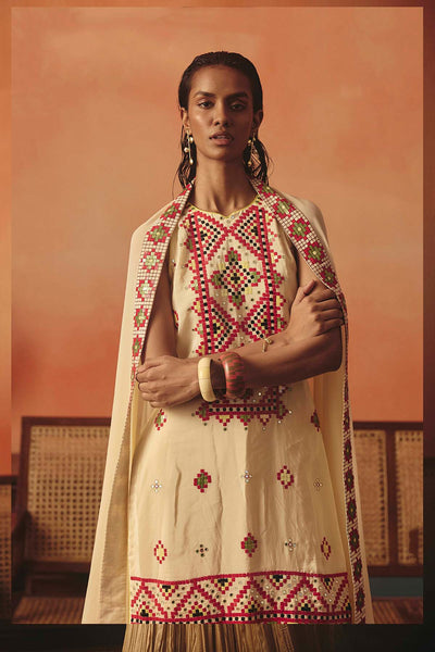 Pooja Rajgarhia Gupta Jharokha Lehnga Set indian designer wear online shopping melange singapore 