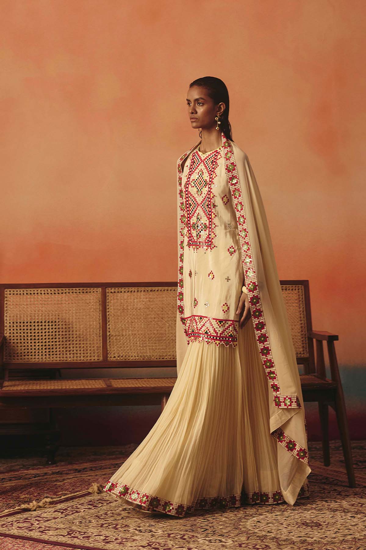 Pooja Rajgarhia Gupta Jharokha Lehnga Set indian designer wear online shopping melange singapore 