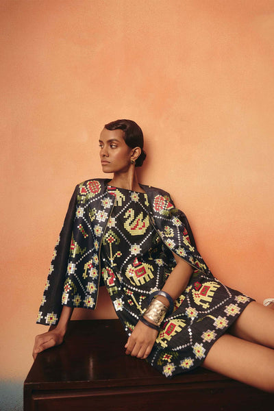Pooja Rajgarhia Gupta Mithu Dress indian designer wear online shopping melange singapore 
