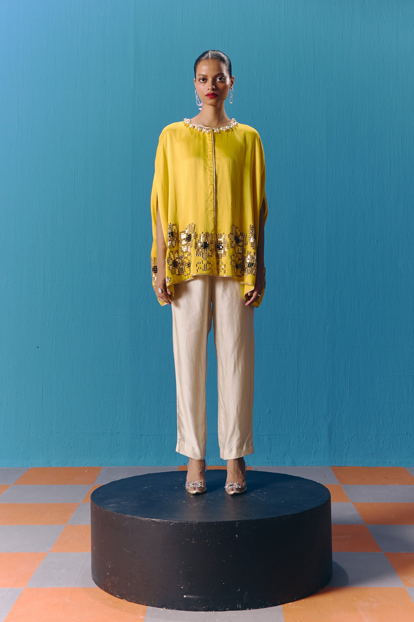 Pooja Rajgarhia Gupta The Dawn Cape Set indian designer wear online shopping melange singapore