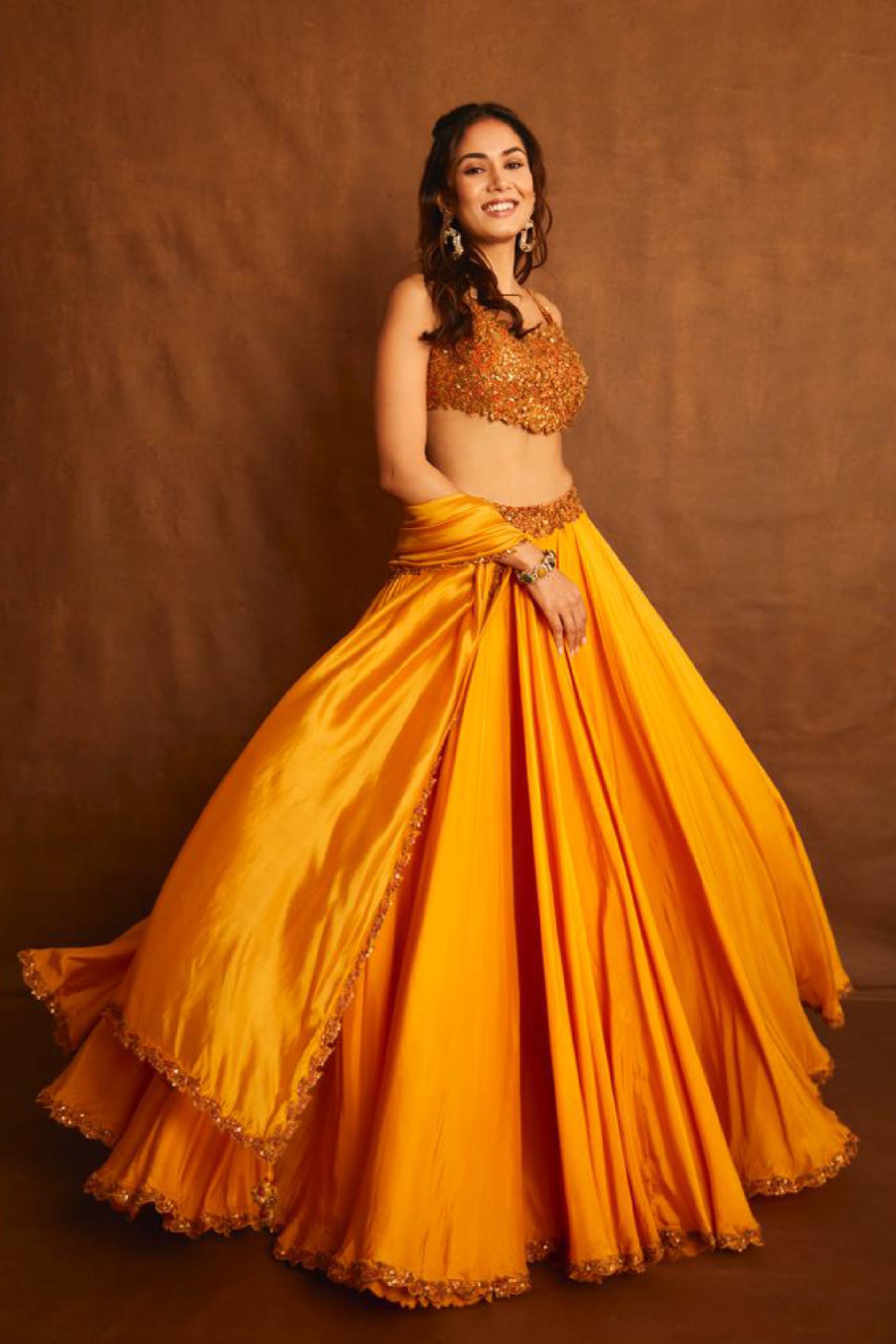 Punit Balana Choli ke Peeche Lehenga indian designer wear online shopping melange singapore