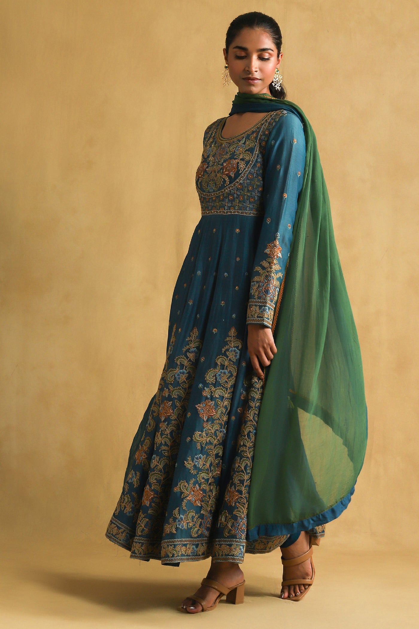 Ritu Kumar Blue Embroidered Kurta With Legging And Dupatta indian designer wear online shopping melange singapore