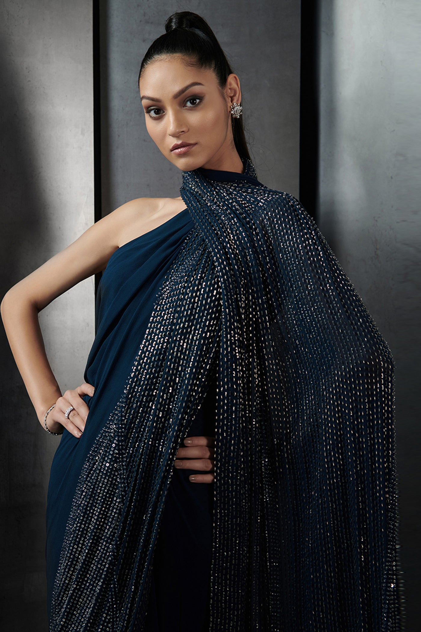 Rohit Gandhi & Rahul Khanna Seq Wth Draped Sari indian designer wear online shopping melange singapore