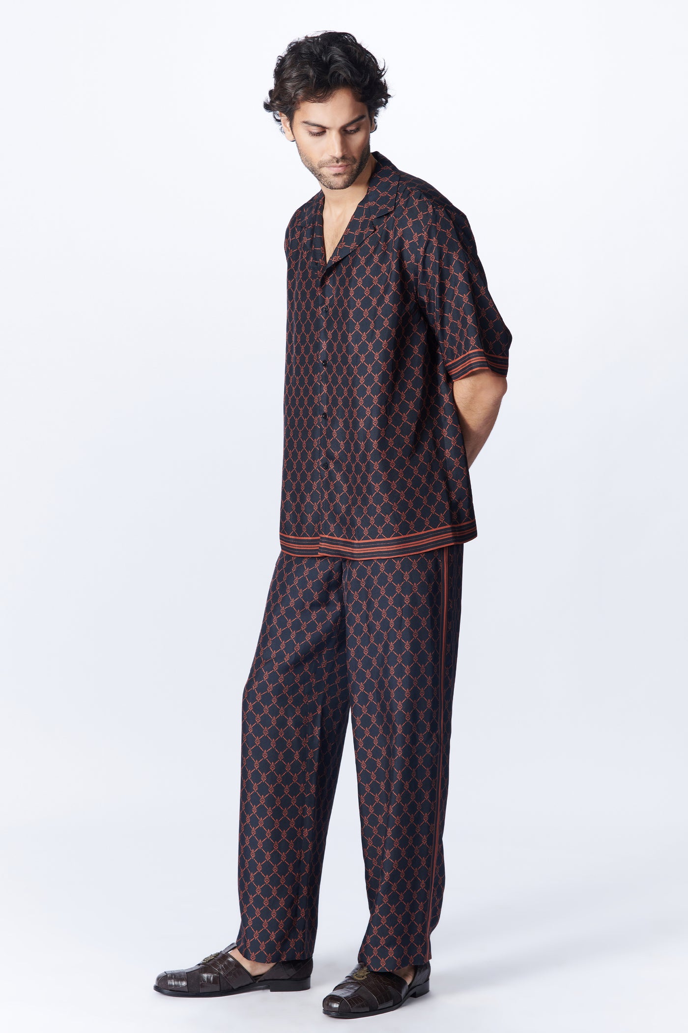 SN By Shantanu Nikhil Menswear Black Twill Silk Shirt indian designer wear online shopping melange singapore
