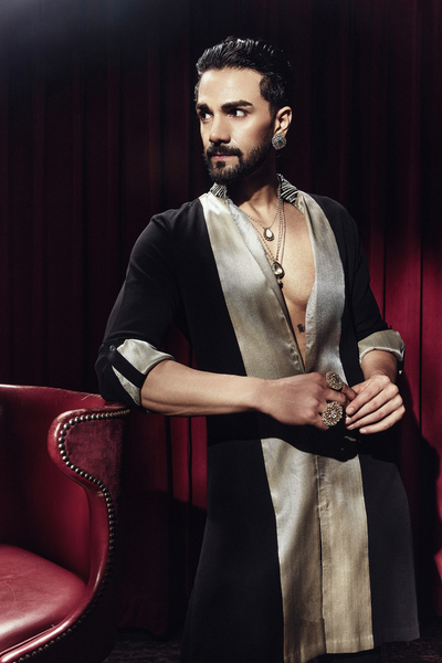 SVA Zameer Metallic Kurta Set indian designer wear online shopping melange singapore 
