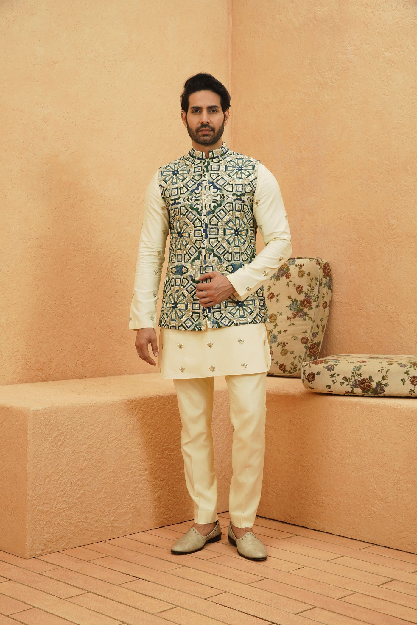 SVA Tariq Embellished Bundi indian designer wear online shopping melange singapore