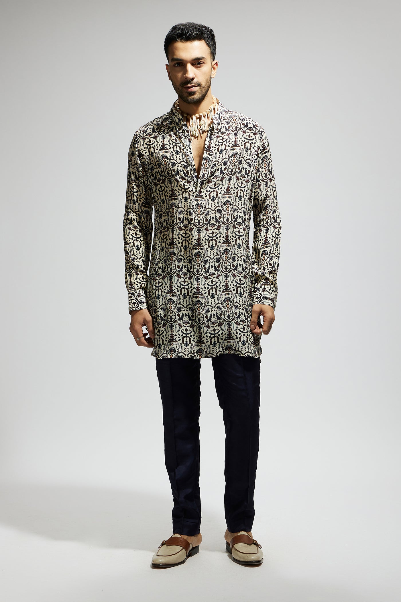 SVA White Leaf Jaal Print Rolled Up Sleeves Kurta indian designer wear online shopping melange singapore