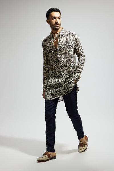 SVA White Leaf Jaal Print Rolled Up Sleeves Kurta indian designer wear online shopping melange singapore