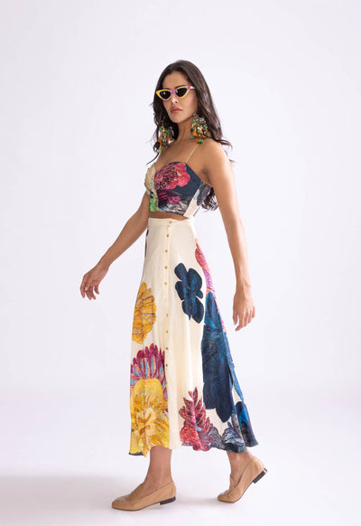 Saaksha & Kinni Sana Skirt indian designer wear online shopping melange singapore