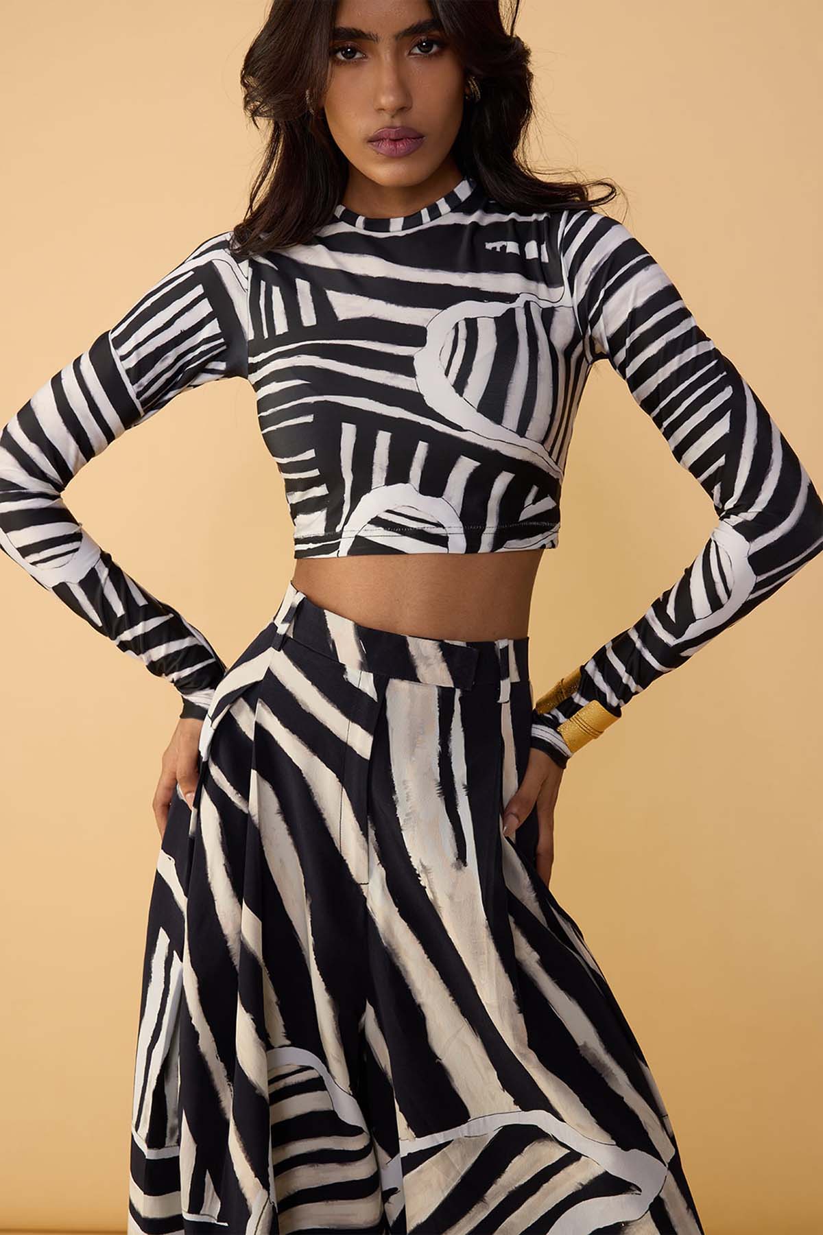 Saaksha & Kinni Gigi Blouse Black White indian designer wear online shopping melange singapore 