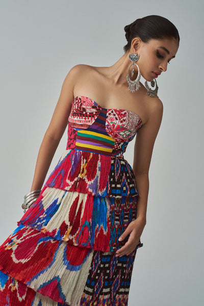 Saaksha & Kinni Helena Dress indian designer wear online shopping melange singapore