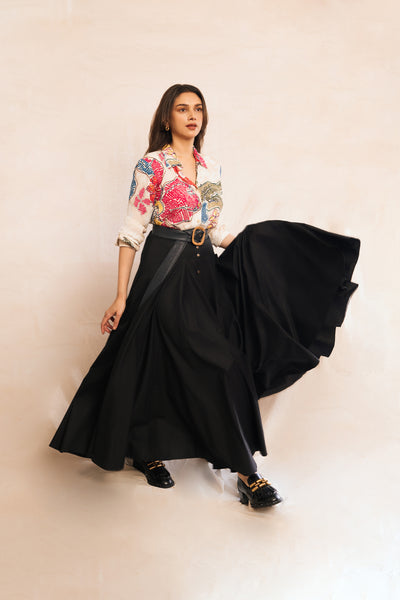 Saaksha & Kinni High Waist Flared Skirt With  Centre Button Closure indian designer wear online shopping melange singapore
