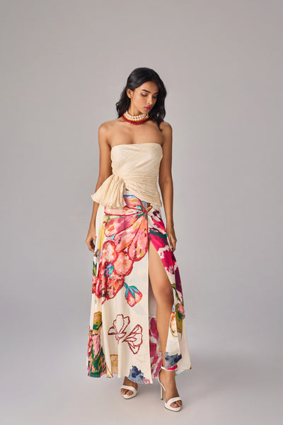 Saaksha & Kinni Mae Skirt indian designer wear online shopping melange singapore
