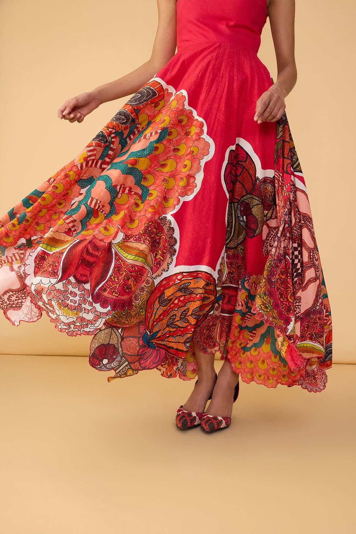 Saaksha & Kinni Neva Dress indian designer wear online shopping melange singapore 
