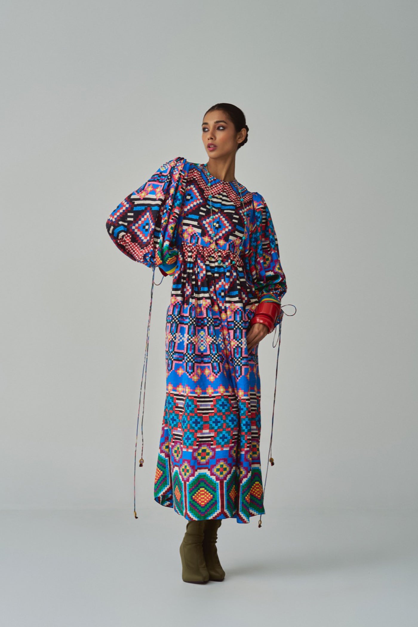 Saaksha & Kinni Sara Dress indian designer wear online shopping melange singapore