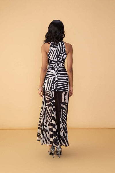 Saaksha & Kinni Ulla Dress indian designer wear online shopping melange singapore 