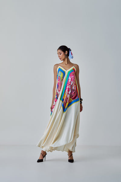 Saaksha & Kinni Yazmine Dress indian designer wear online shopping melange singapore