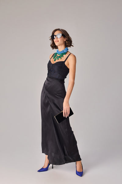 Saaksha & Kinni Zuri Skirt indian designer wear online shopping melange singapore
