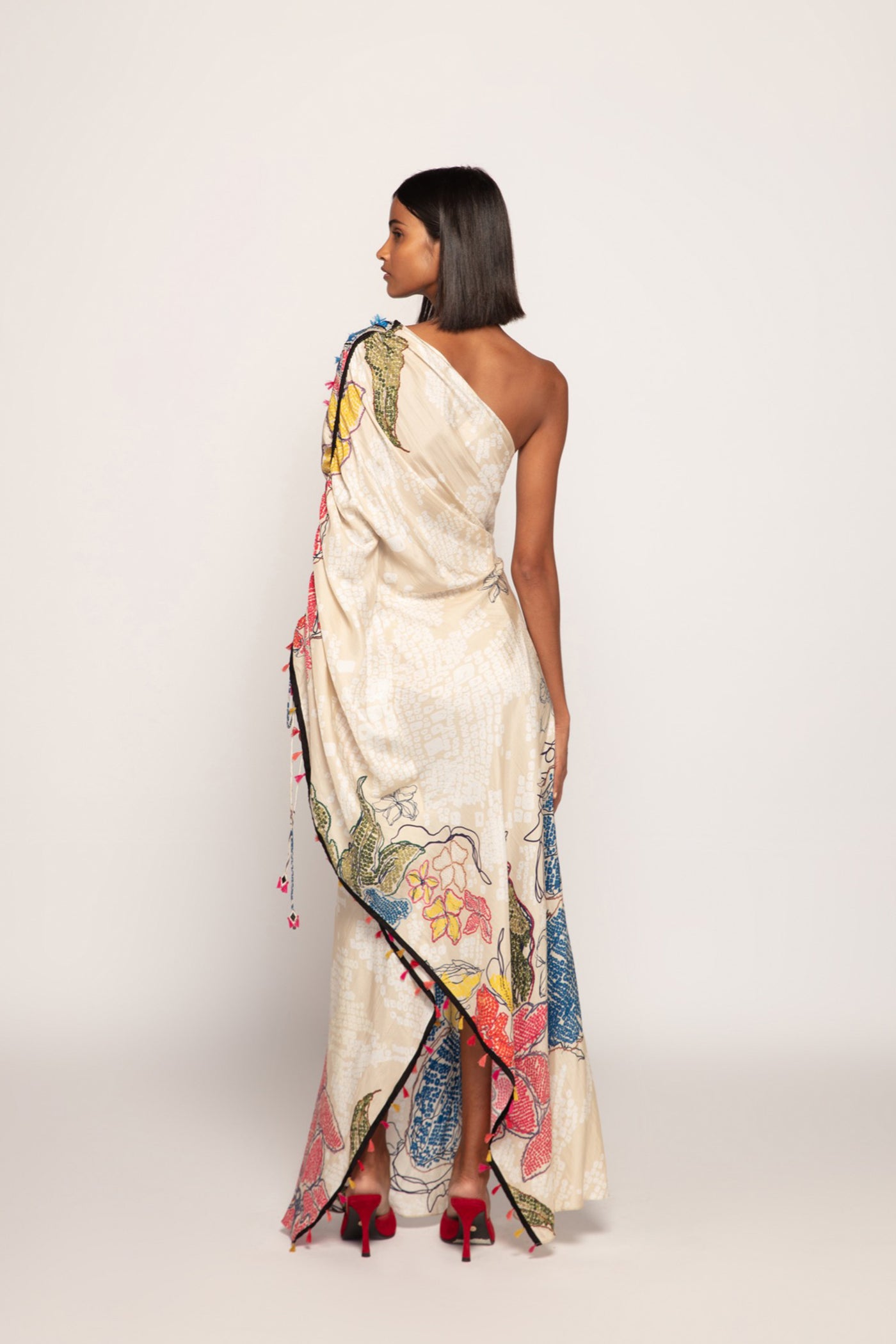 Saaksha & Kinni Asymmetric Kaftan With Side Slit And Hand Embroidered Mirror And Thread Work Neckline Detailing Indian designer wear online shopping melange singapore