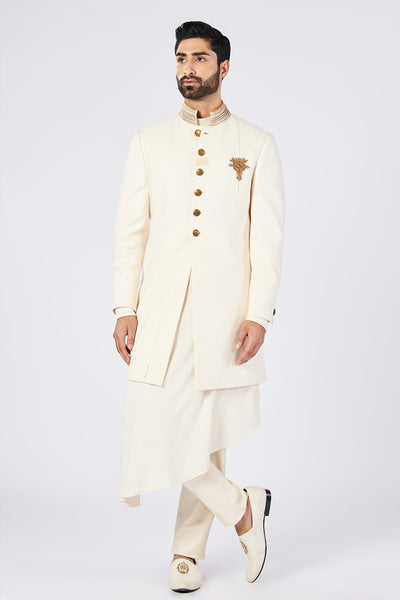 Shantanu & Nikhil Menswear Classic Sherwani with Crest indian designer wear online shopping melange singapore
