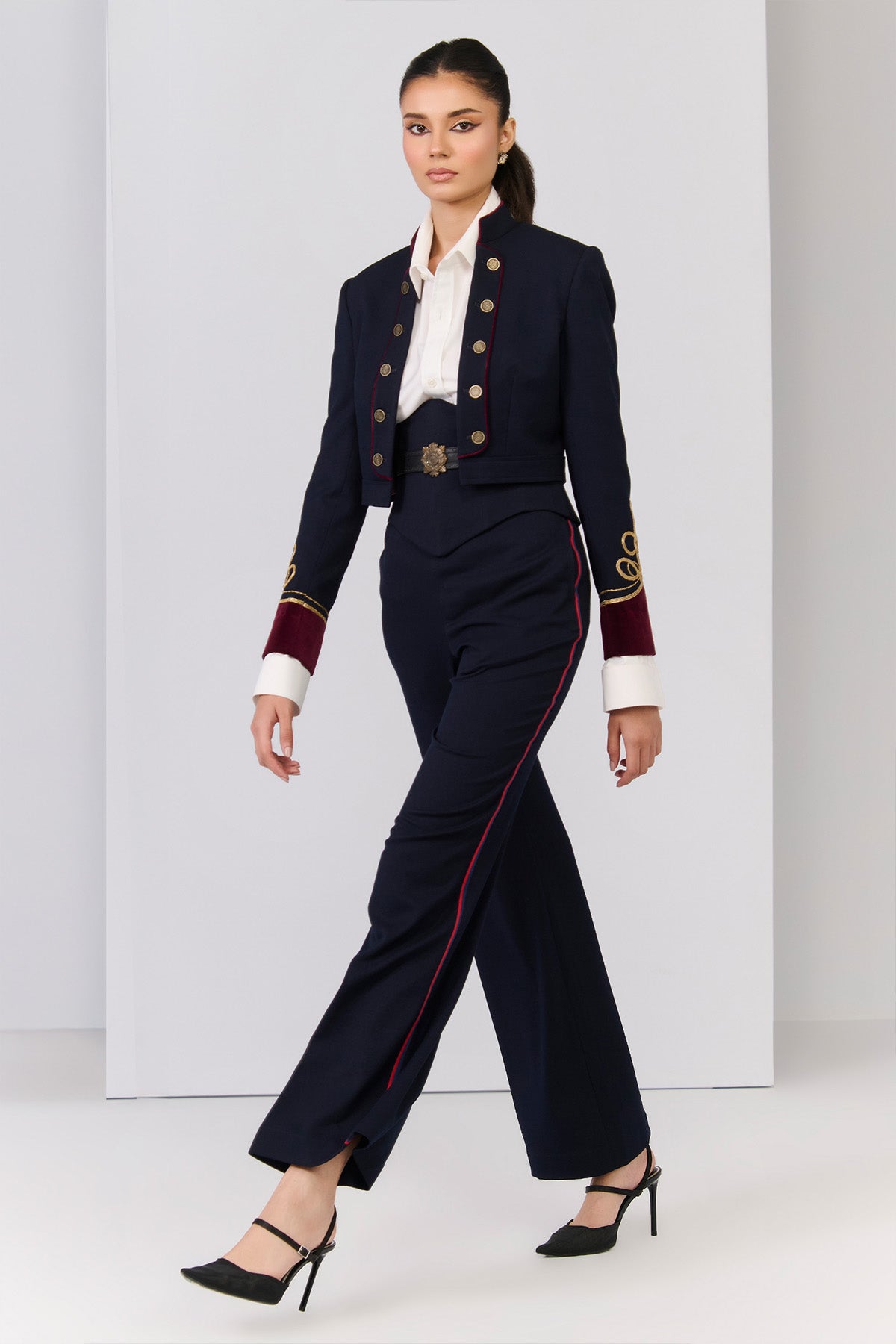 Shantanu & Nikhil Celtic Knot Crop Jacket indian designer wear online shopping melange singapore 