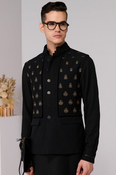 Shantanu & Nikhil Menswear Black Classic Waistcoat With Embroidered Panel indian designer wear online shopping melange singapore 