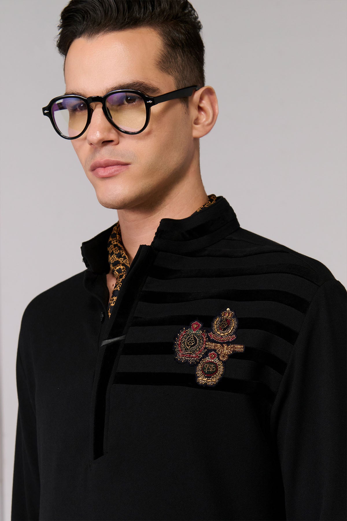 Shantanu & Nikhil Menswear Black Kurta With Velvet Engraved Panel indian designer wear online shopping melange singapore 
