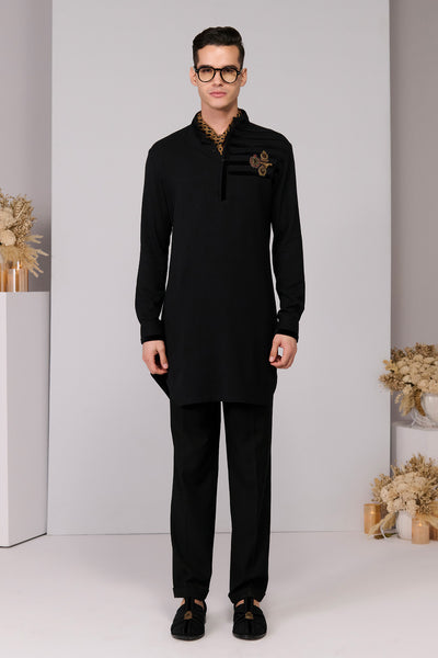 Shantanu & Nikhil Menswear Black Kurta With Velvet Engraved Panel indian designer wear online shopping melange singapore 
