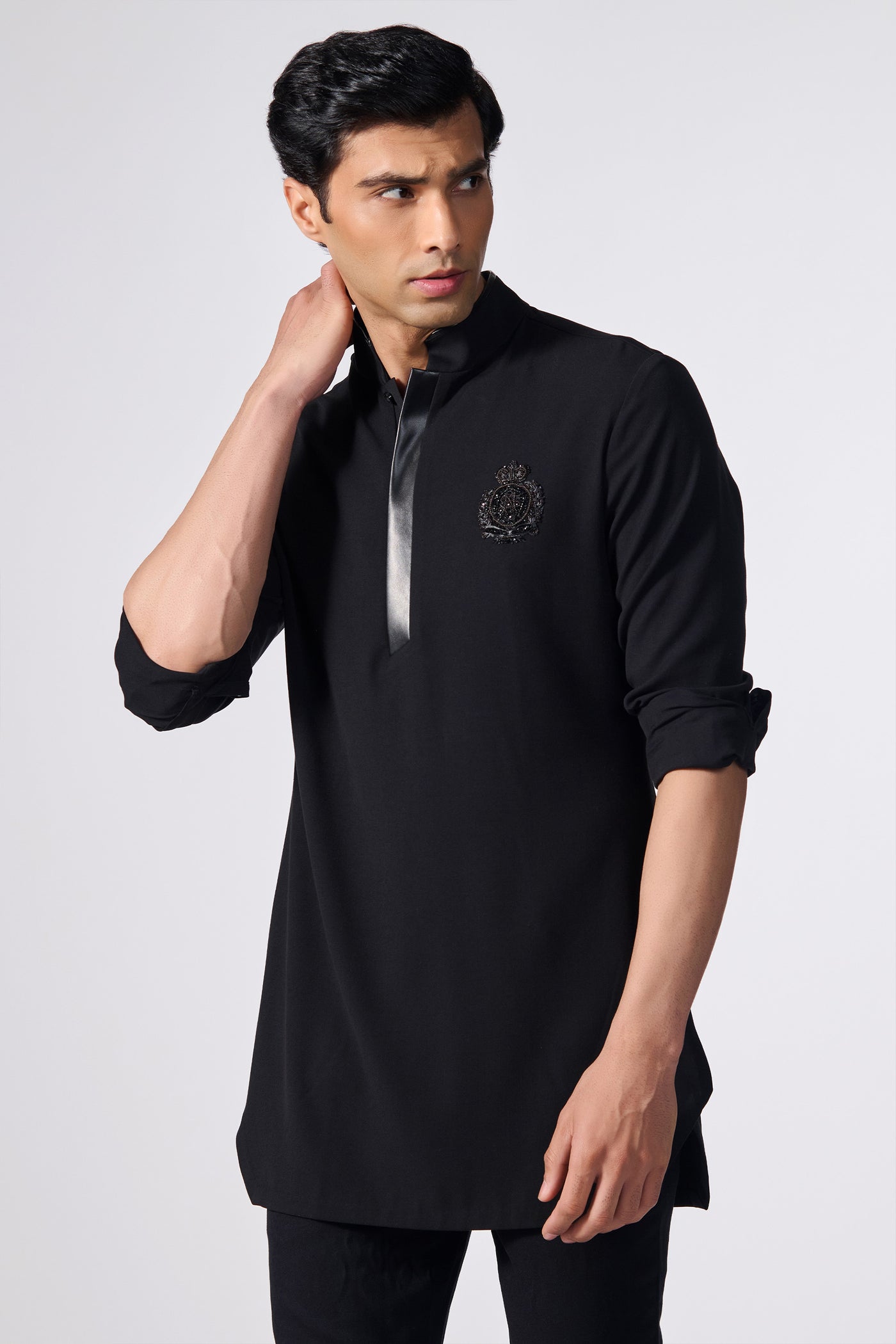 Shantanu & Nikhil Menswear Black Slim Fit Kurta indian designer wear online shopping melange singapore