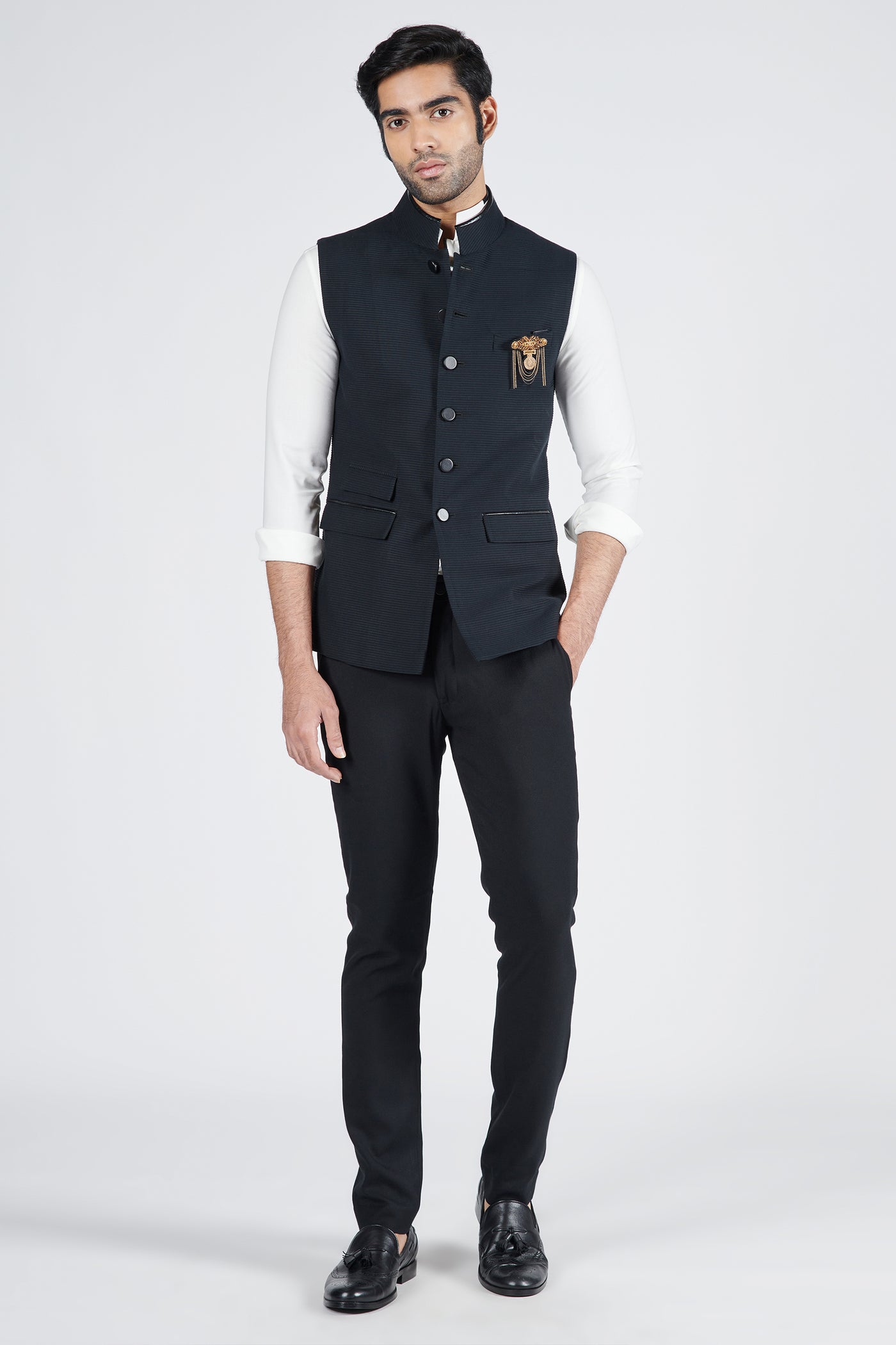 Shantanu & Nikhil Menswear Black Textured Waistcoat indian designer wear online shopping melange singapore