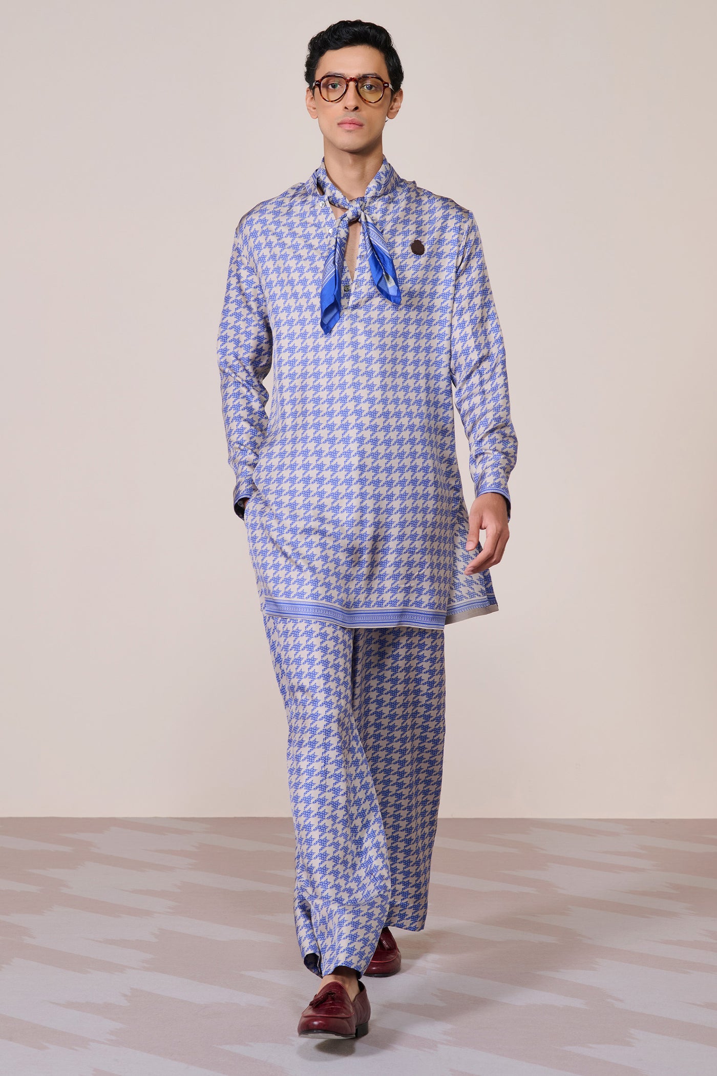 Shantanu & Nikhil Menswear Blue Houndstooth Silk Twill Kurta indian designer wear online shopping melange singapore