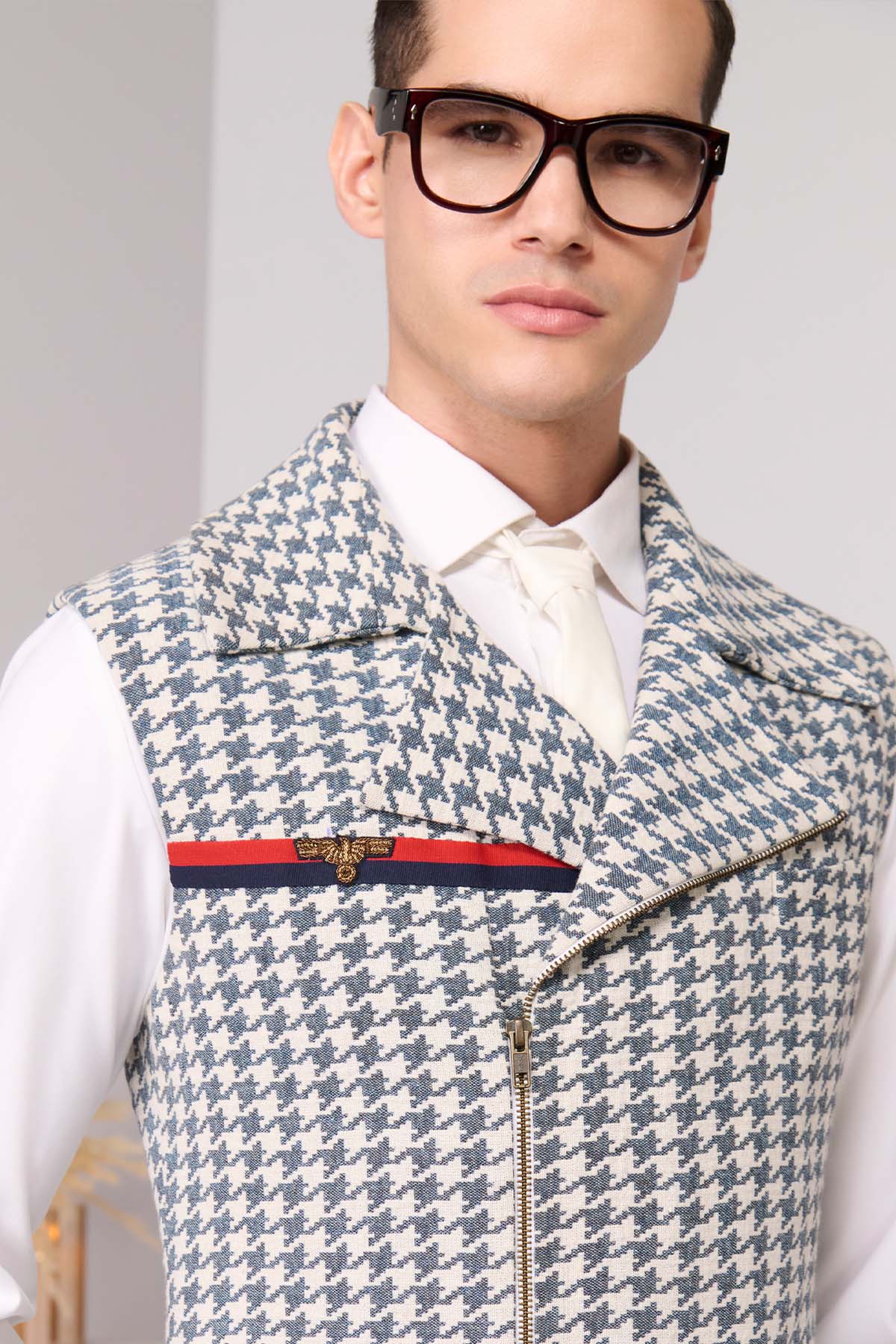 Shantanu & Nikhil Menswear Houndstooth Anti-Trend Zipped Waistcoat indian designer wear online shopping melange singapore 