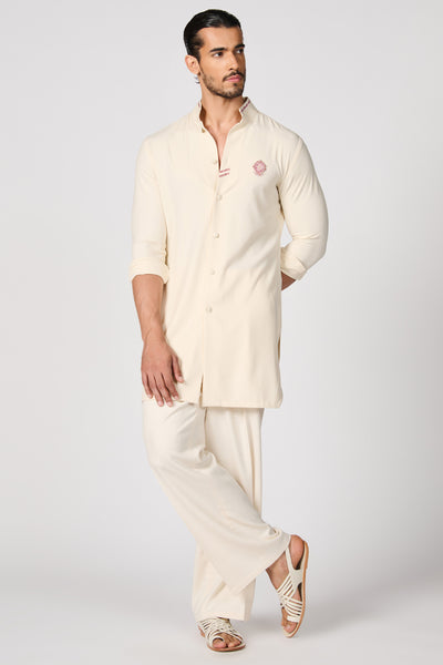 Shantanu & Nikhil Menswear Off-White Crested Shirt Kurta indian designer wear online shopping melange singapore