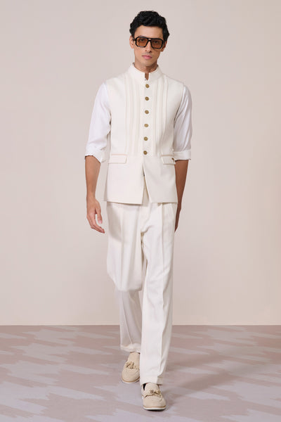 Shantanu & Nikhil Menswear Off white Waistcoat with Metallic Buttons indian designer wear online shopping melange singapore

