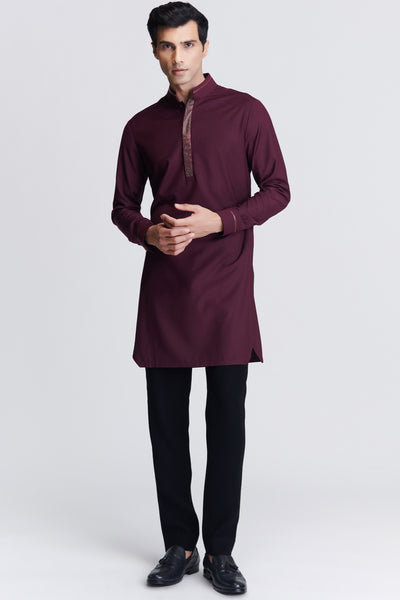 Shantanu & Nikhil Menswear Plum Diamante Placket Kurta indian designer wear online shopping melange singapore