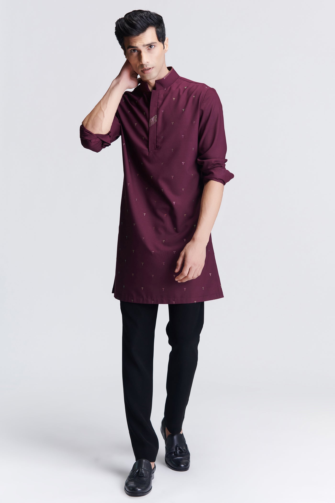 Shantanu & Nikhil Menswear Plum Embellished Kurta indian designer wear online shopping melange singapore