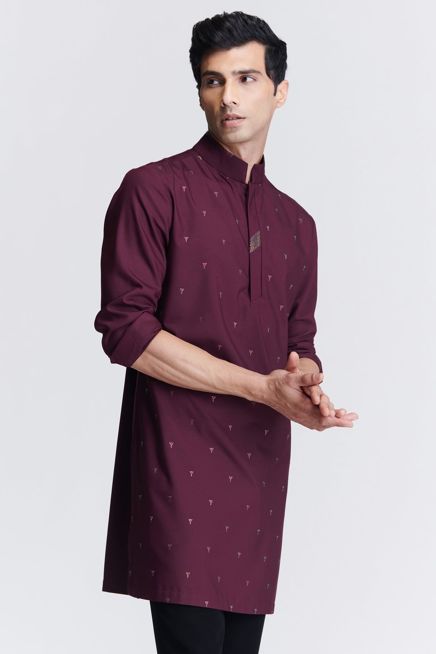 Shantanu & Nikhil Menswear Plum Embellished Kurta indian designer wear online shopping melange singapore