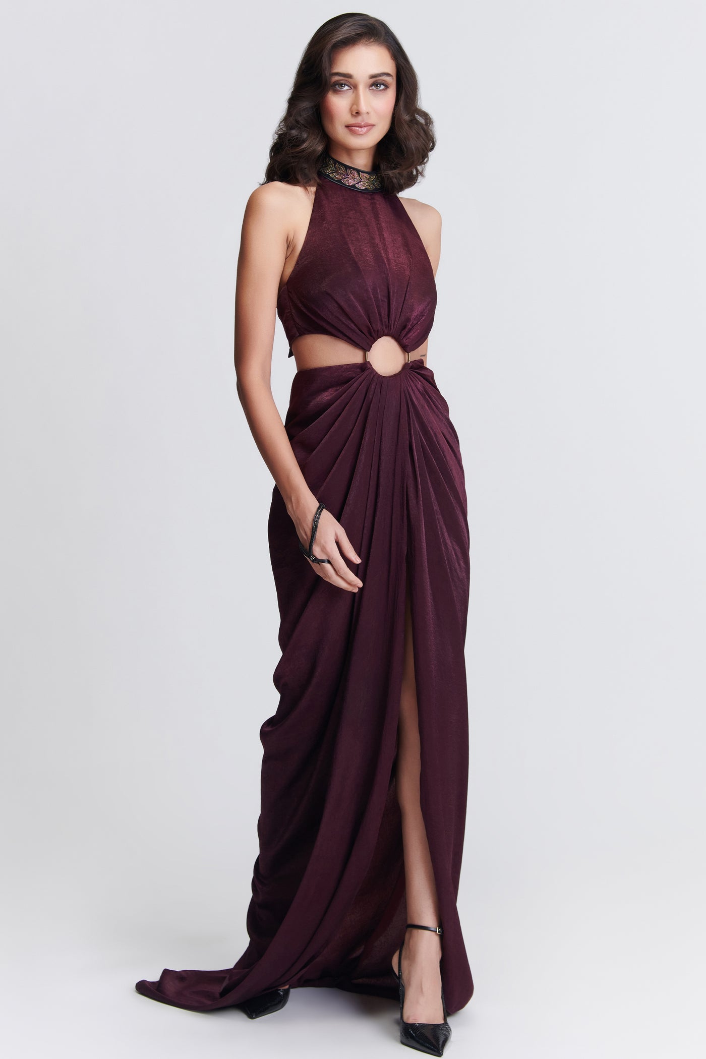 Shantanu & Nikhil Plum Cut Out Saree Gown indian designer wear online shopping melange singapore