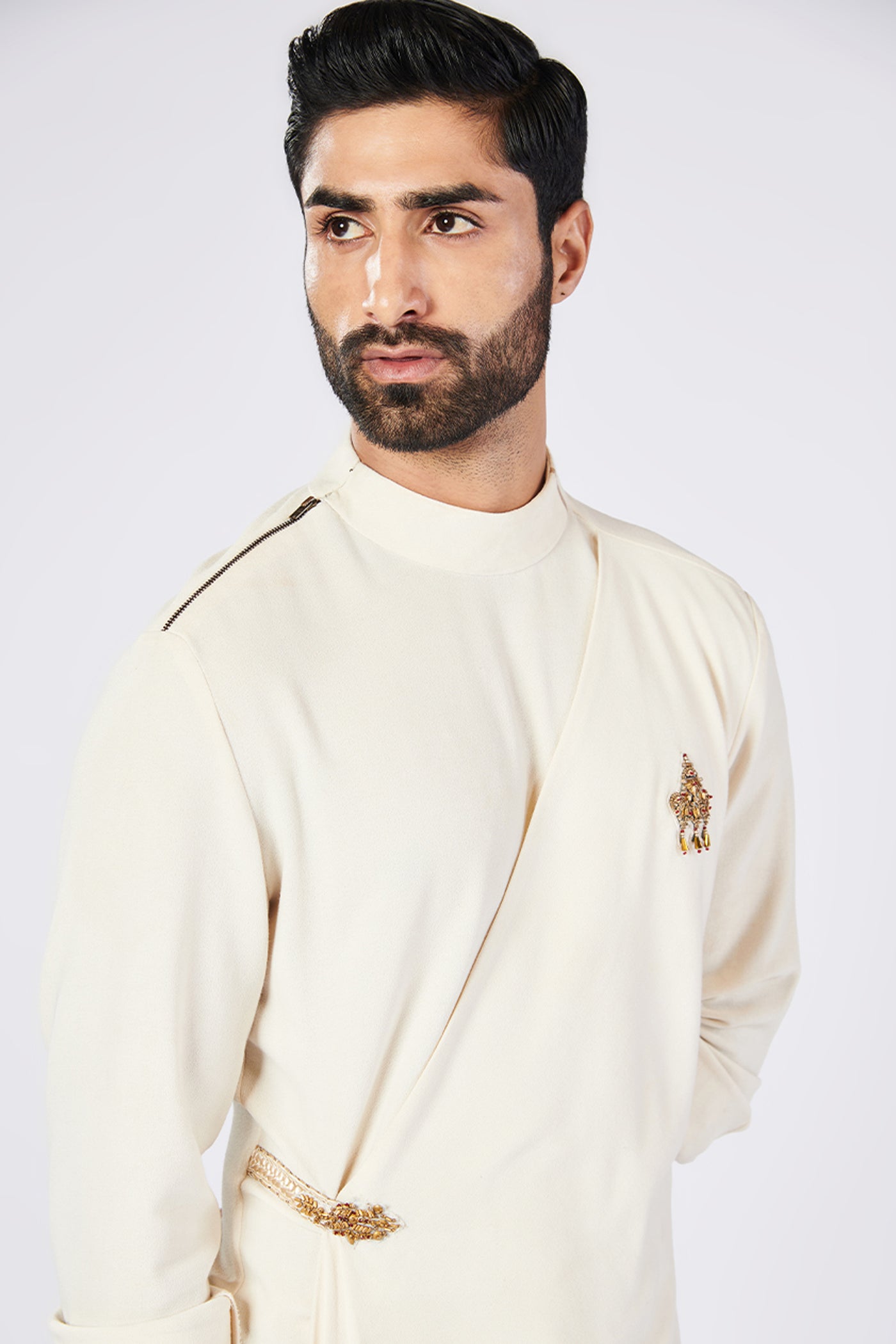Shantanu and Nikhil Menswear Off-White Side Drape Kurta indian designer wear online shopping melange singapore
