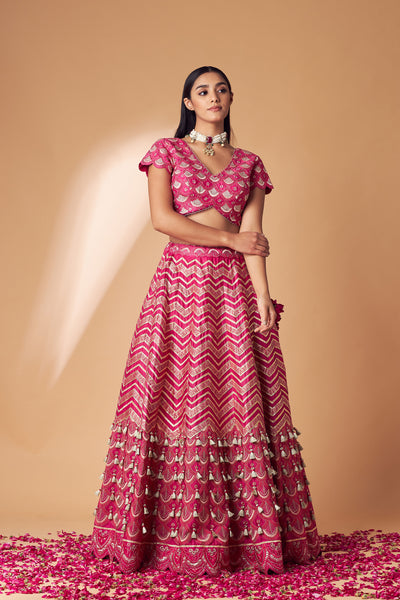 Simar Dugal Ek Taar Lehenga Fuschia Pink indian designer wear online shopping melange singapore
