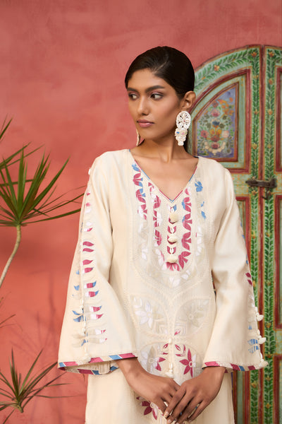 Simar Dugal Ikat Applique Long Kurta With Pants Ivory indian designer wear online shopping melange singapore