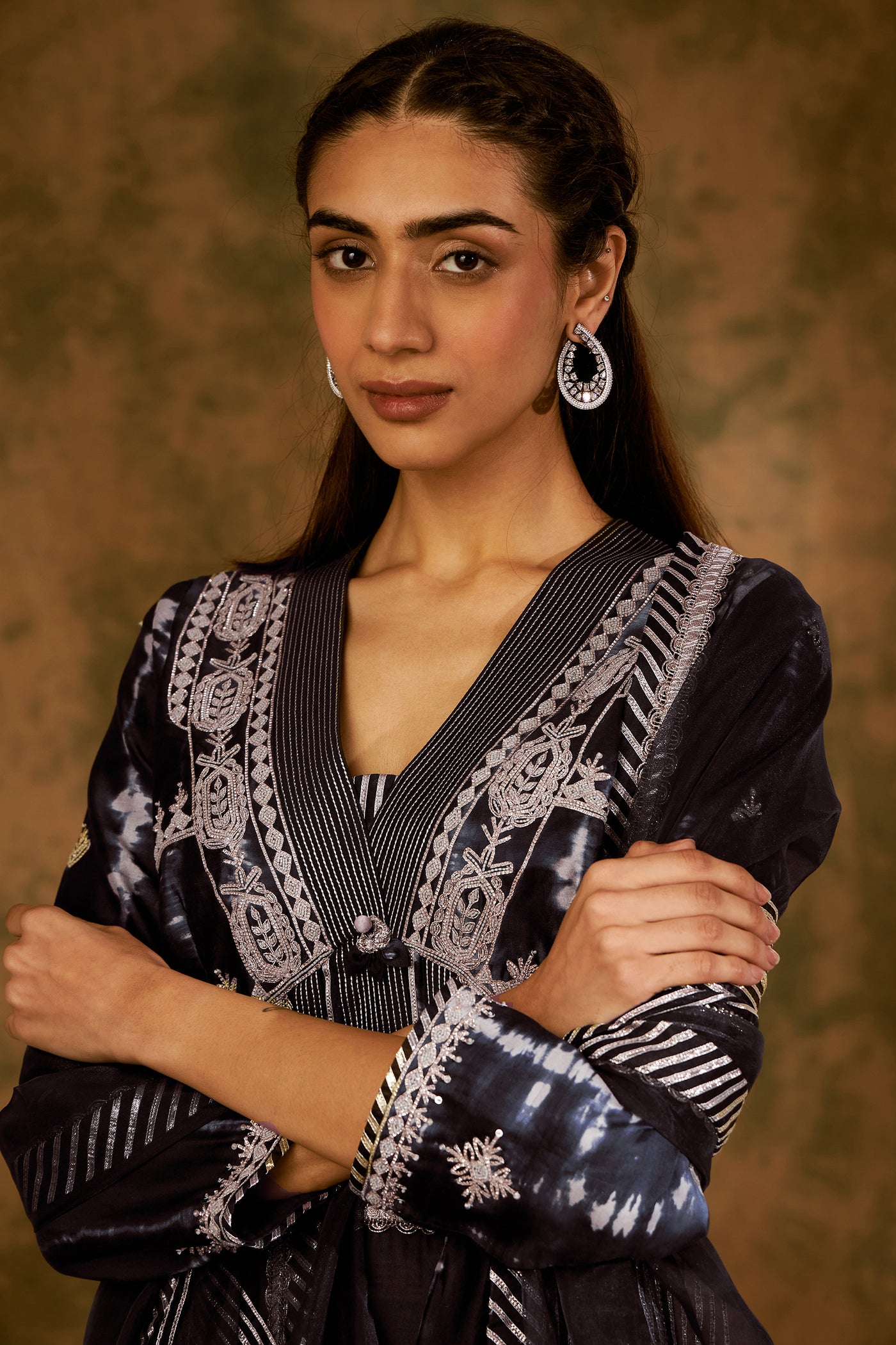 Simar Dugal Nakshi Clamp Anu Cut Kaleedar Kurta With Pants Navy Blue indian designer wear online shopping melange singapore