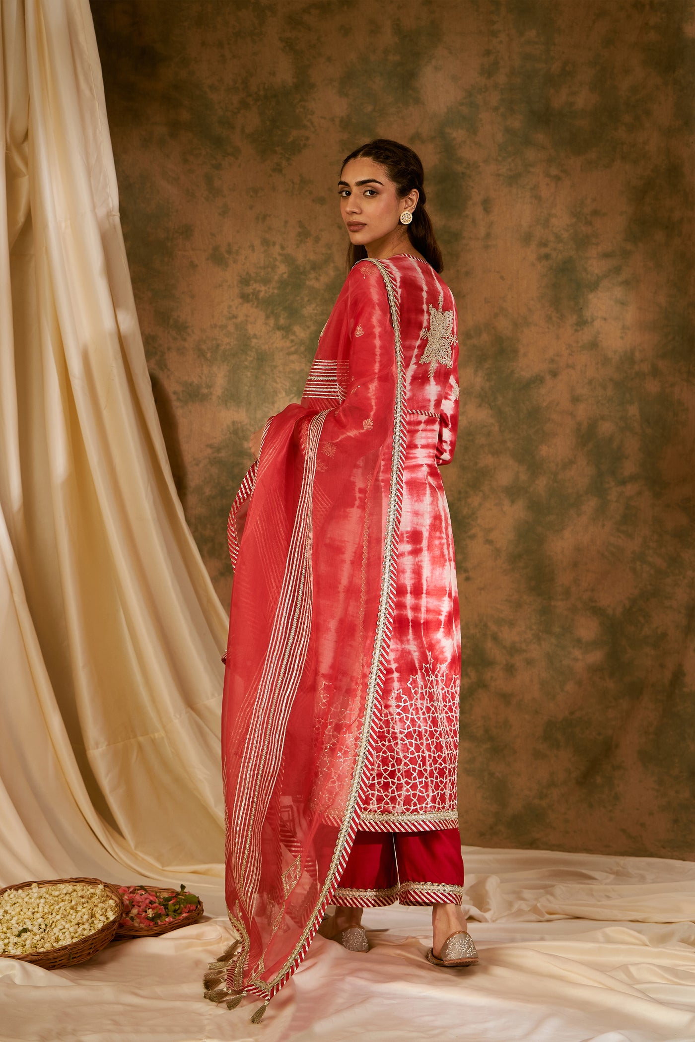 Simar Dugal Nakshi Clamp V-neck Long Hight-slit Kurta With Pants Red indian designer wear online shopping melange singapore