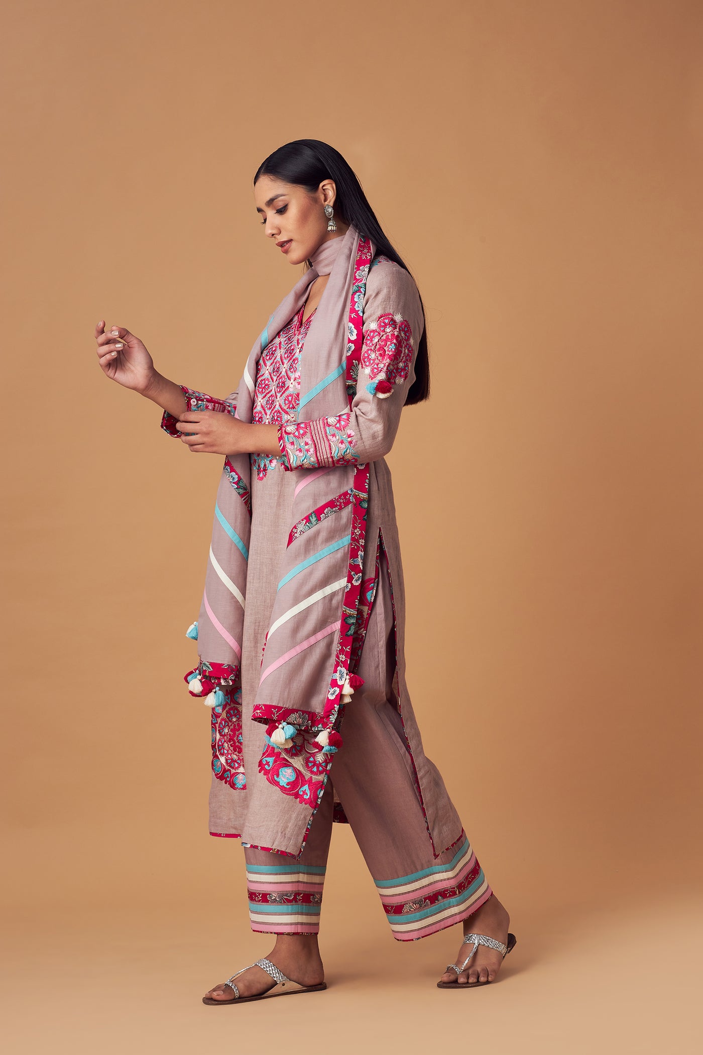 Simar Dugal Suzzane Long Kurta With Pants Grey indian designer wear online shopping melange singapore