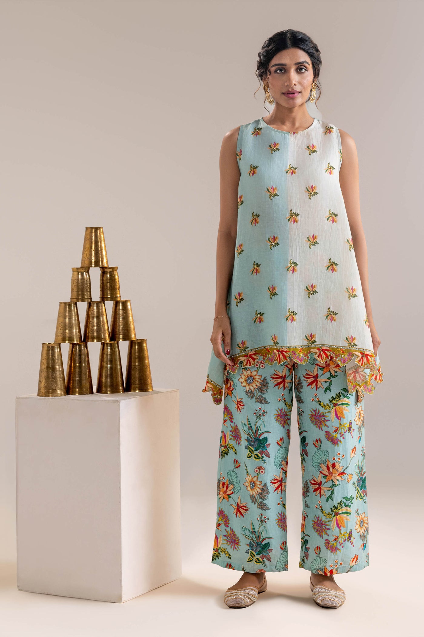 Sougat Paul Aarani Embellished Kurta Set indian designer wear online shopping melange singapore