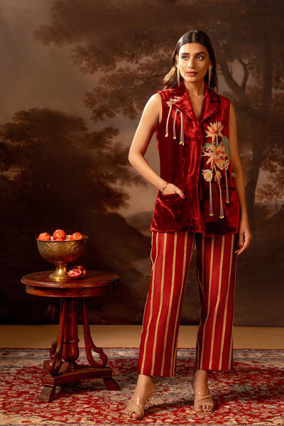 Sougat Paul Aarani Embroidered Blazer Set indian designer wear online shopping melange singapore