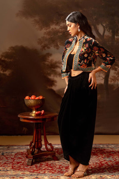Sougat Paul Aarani Embroidered Drape Skirt Set indian designer wear online shopping melange singapore
