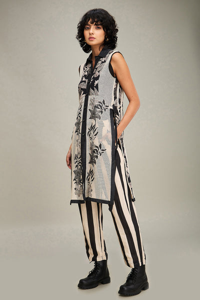 Sougat Paul Ahyana Applique Kurta Set indian designer wear online shopping melange singapore